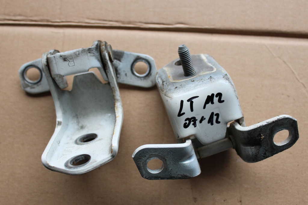 фото №1, Mazda 2 07-14 sport 5-двері петлі двері лівий задня