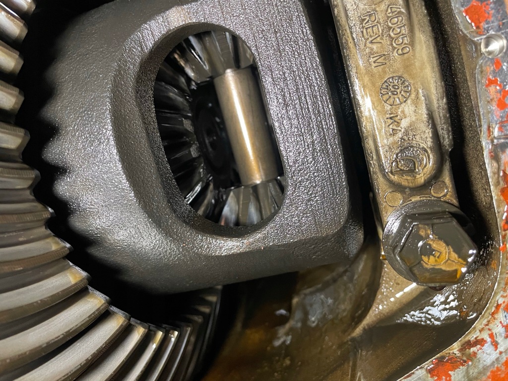 Купить Jeep grand cherokee 3.1 td - мост задний 3.92 43 11 с блокировка