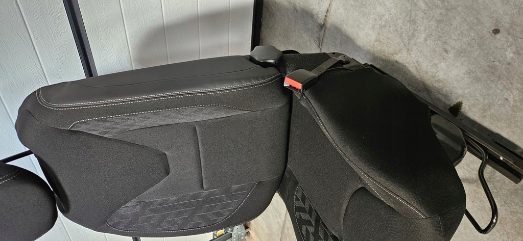 фото №5, Комплект сидений сиденье правый + левый renault clio iv 12 новый оригинал