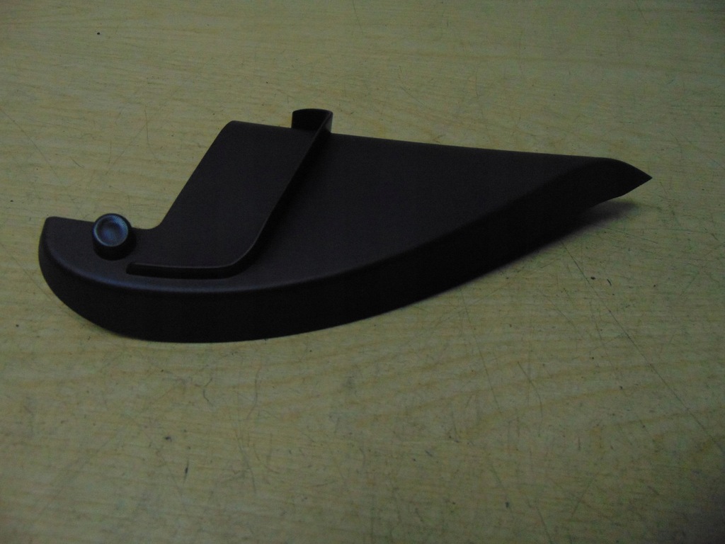 фото №8, Накладка треугольник левый audi a1 82a857505 новый