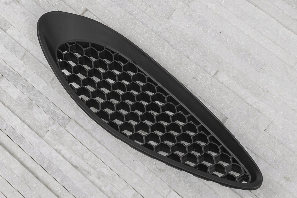 фото №7, Решётка впуск воздуха правая 68090698ab jeep grand cherokee wk2 14-17 srt