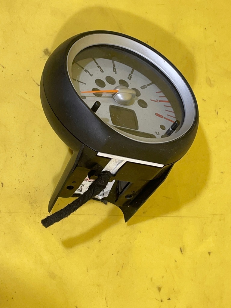 фото №4, Mini cooper r56 - счетчик obrotomierz