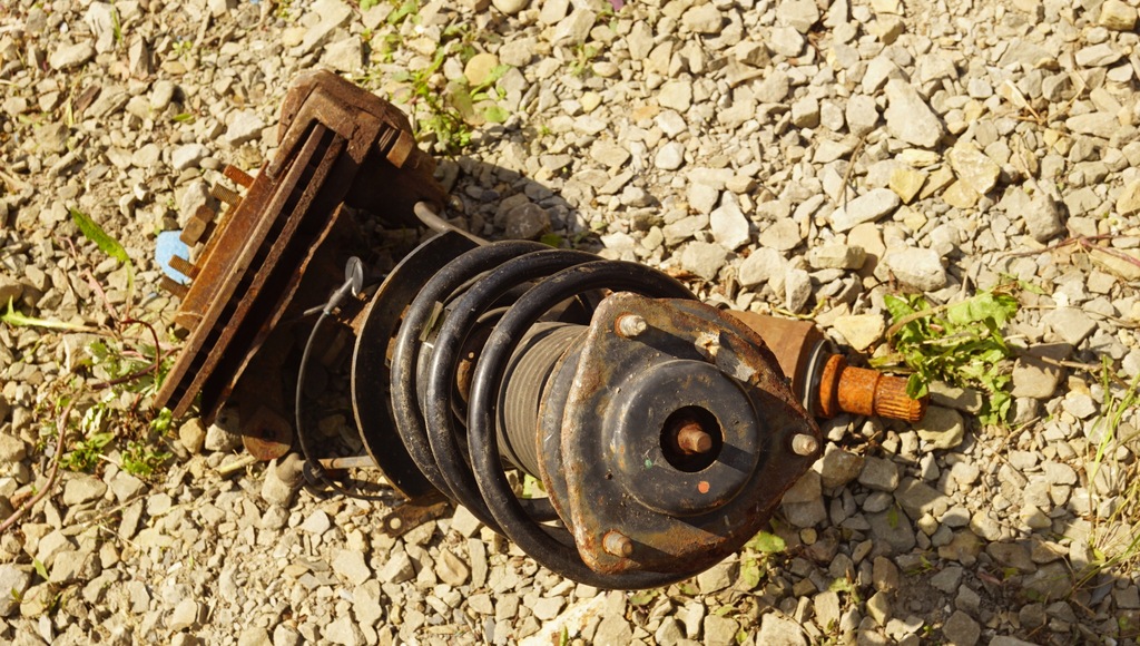 фото №6, Поворотний кулак лівий перед jeep patriot 2.2