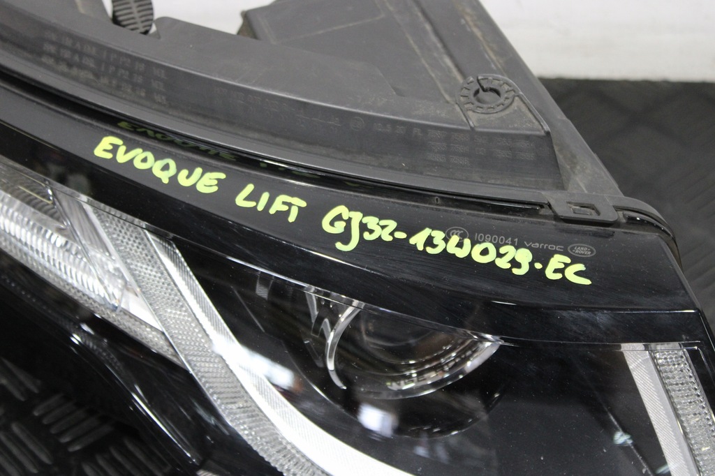 фото №4, Лампы перед led evoque l538 lift gj32-13w029-ec gj32-13w030-ec