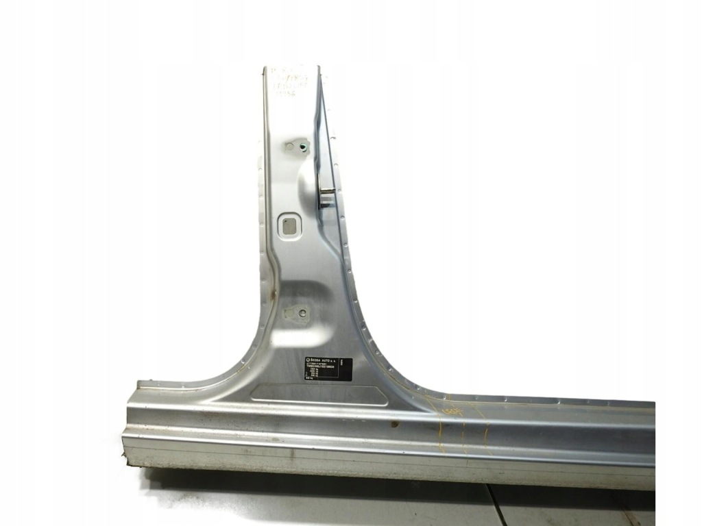 фото №1, Блок двигуна середній правий 9156 skoda fabia ii