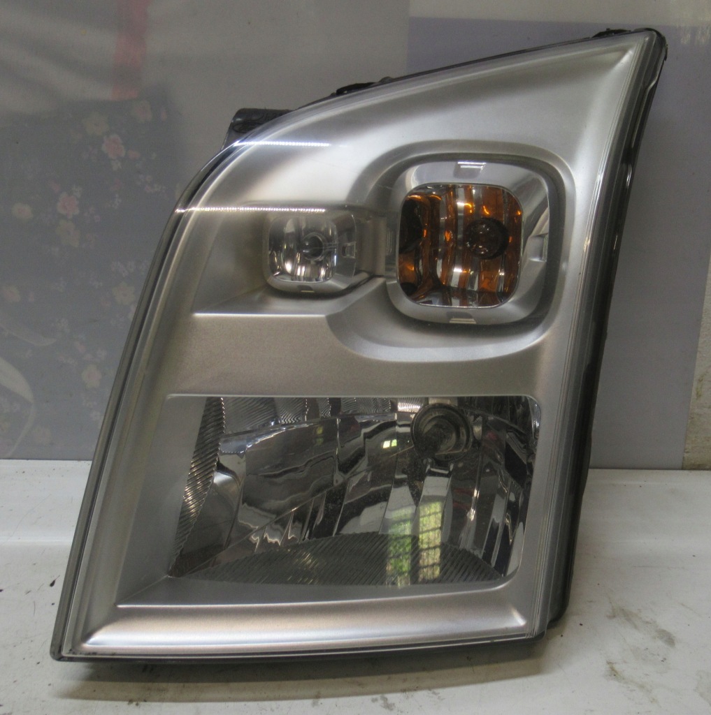 фото №1, Ford transit mk6 12r лампа левый перед gb