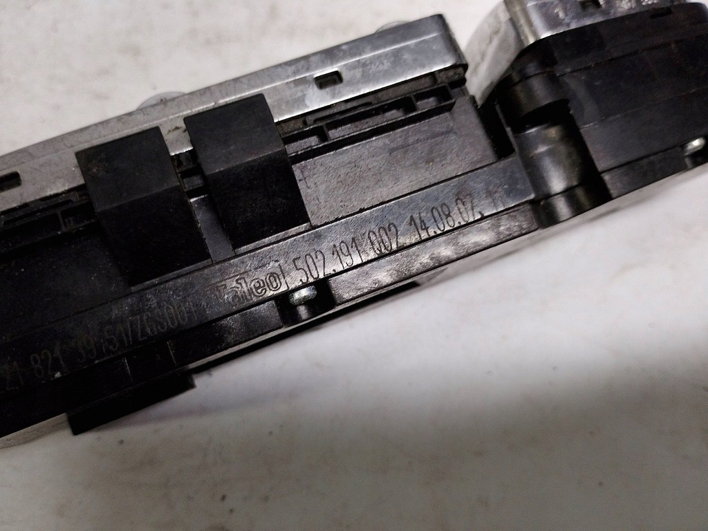 фото №7, Mercedes панель керування вікон a2218213951 europa