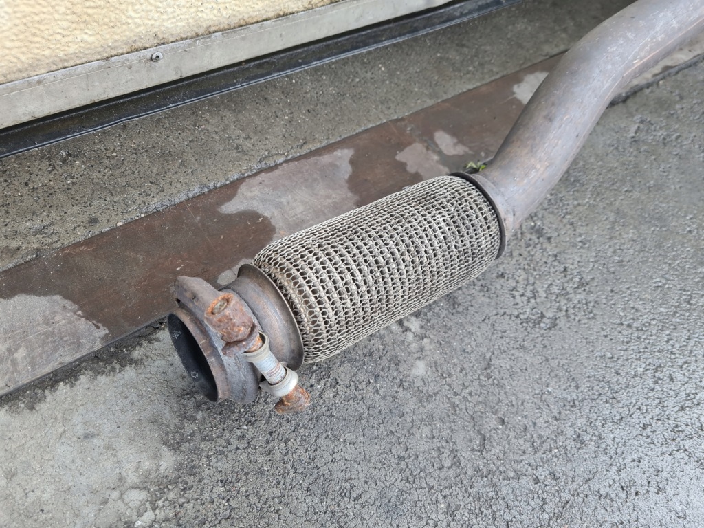 Купити Mini cooper r56 1.6d труба вихлопна гасник 2754643