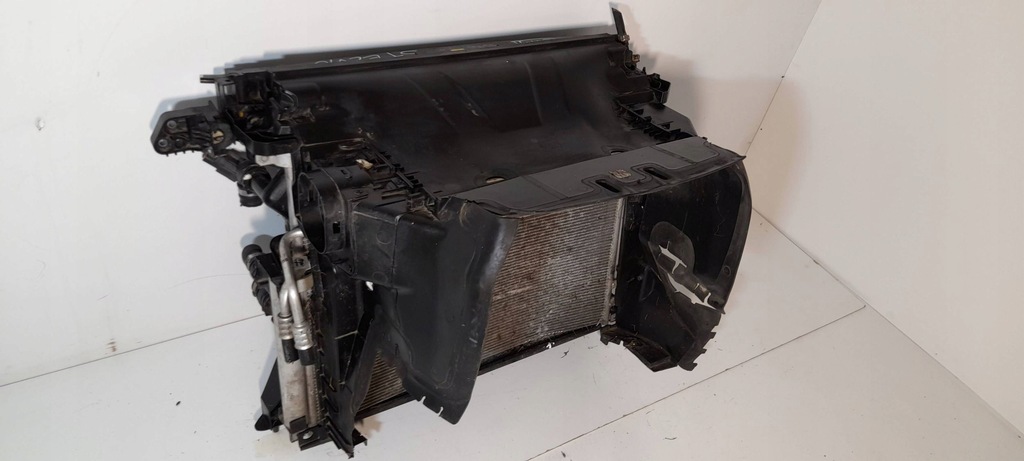 фото №11, Alfa romeo giulia 2,2d stelvio радіатор / комплект 8e5241000 ch9