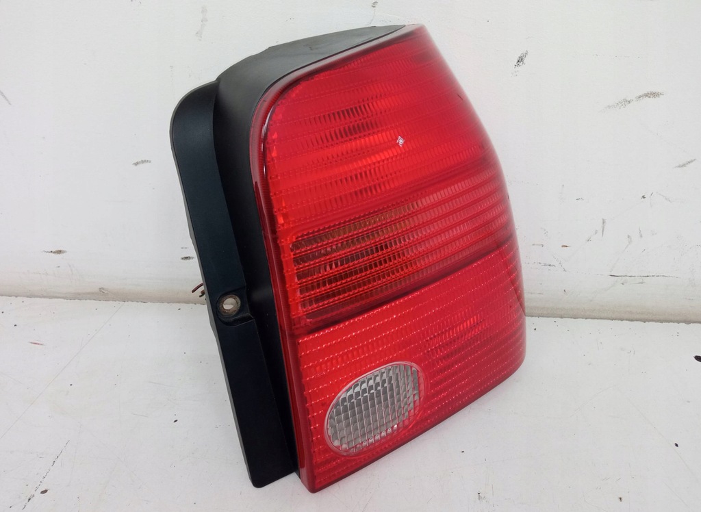 фото №9, Лампа права задня volkswagen lupo