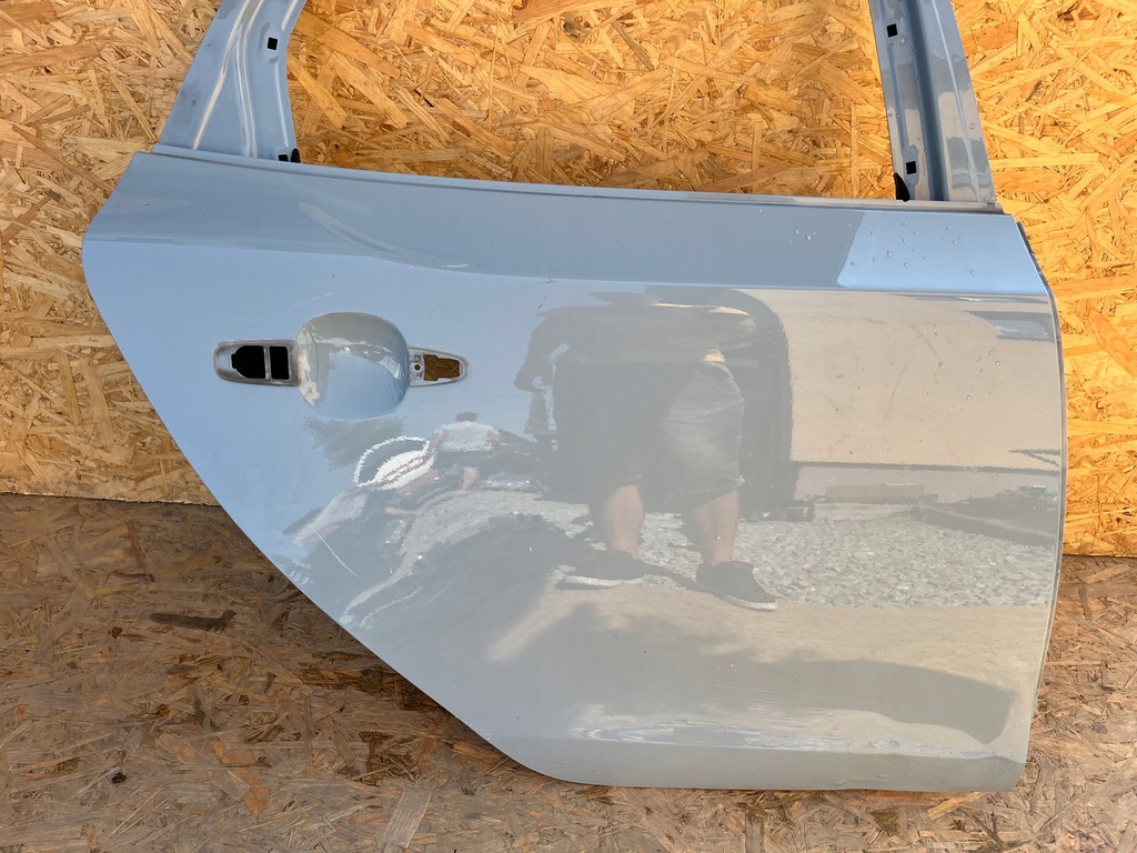 фото №15, Volvo v40 v-40 ii 2 дверь задние задняя правое