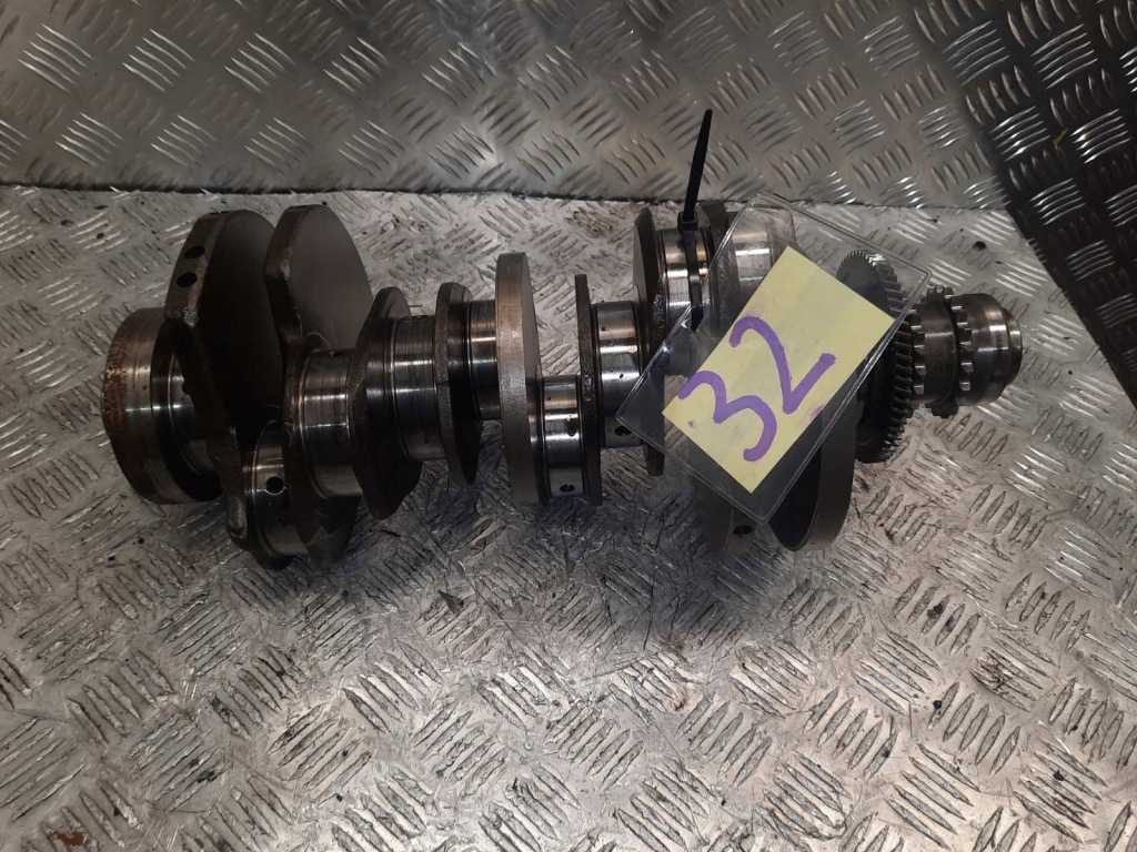 Купить Jeep grand cherokee wk2 рестайлинг  wał коленчатый 3.6 vm44d