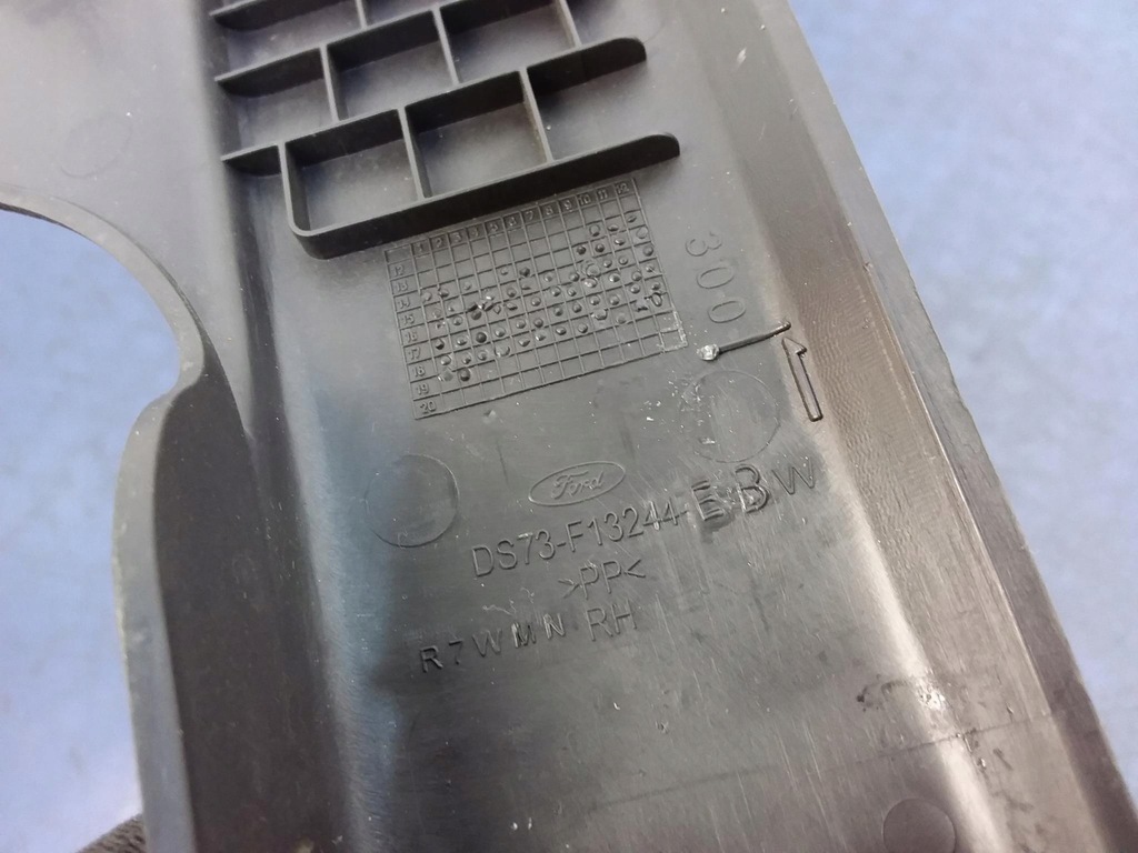 фото №10, Ford mondeo mk5 hb комплект защита bok правый vignale