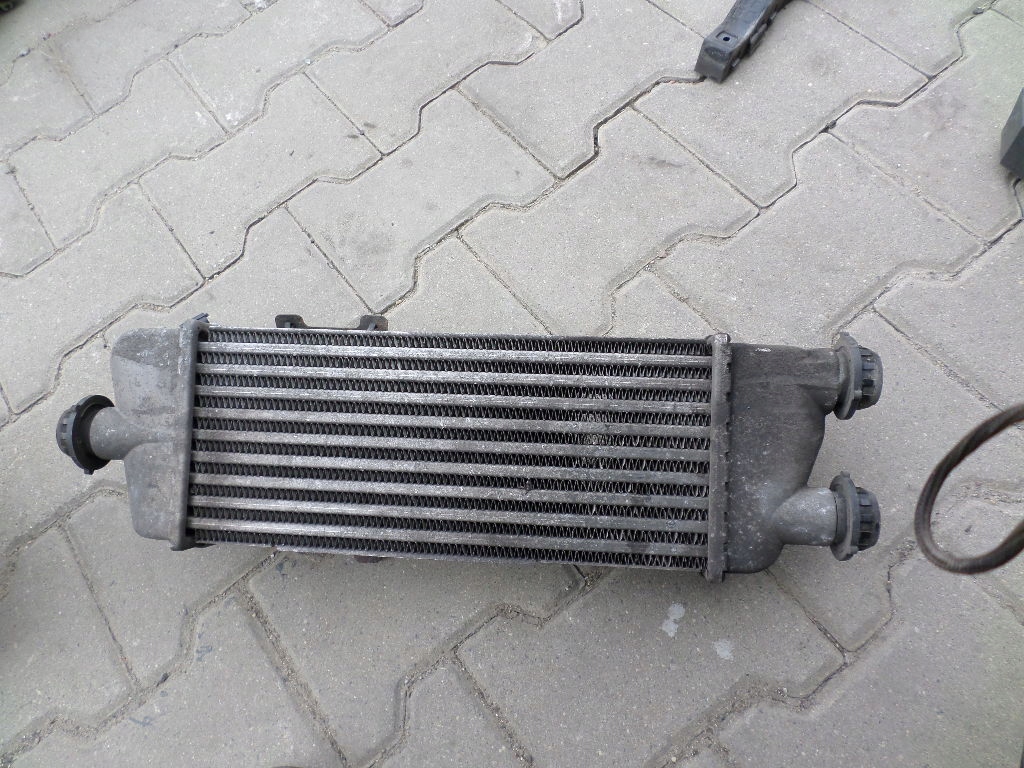 фото №1, Hyundai i30 07-12 2.0 cdri интеркулер