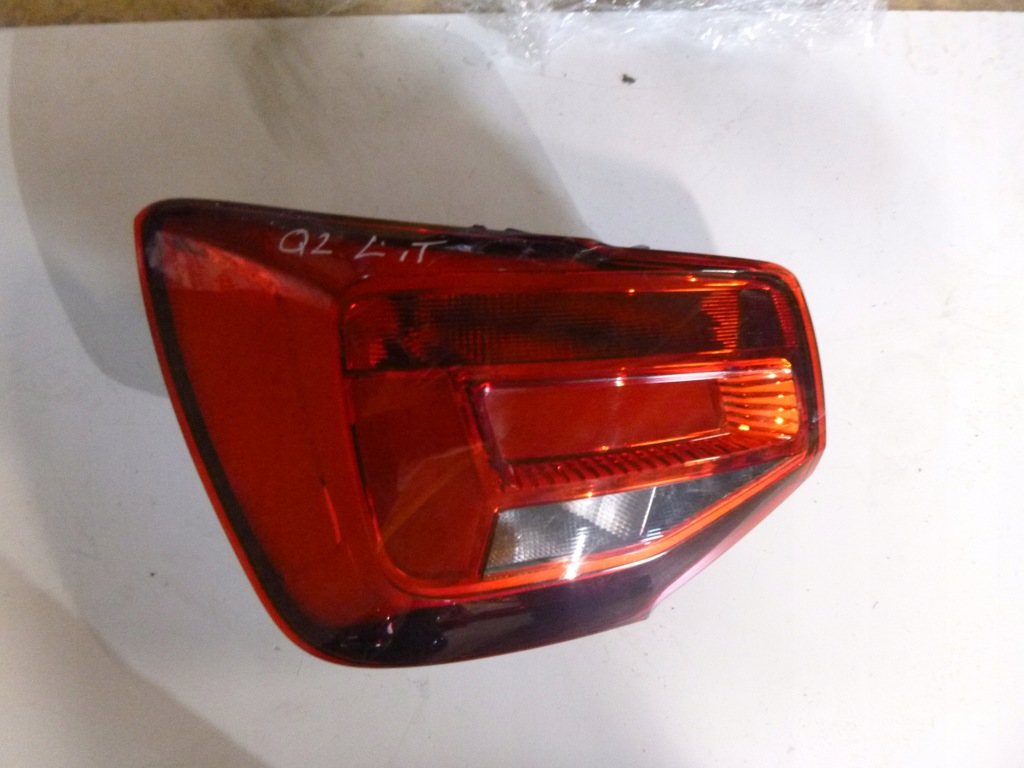 фото №1, Лампа задня лампи задня ліва audi q2
