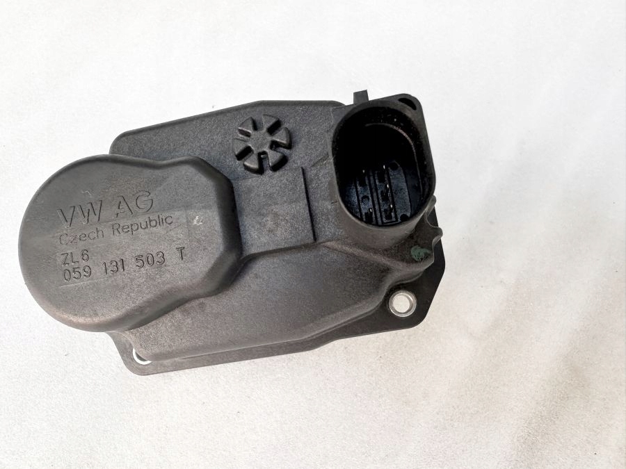 фото №1, Audi a5 a6 vw 3,0tdi трамблерна кришка клапана egr 059131503t оригінал