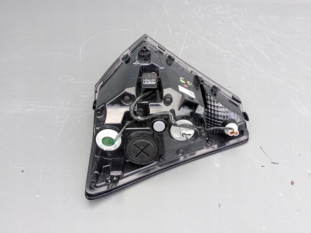 фото №10, Hyundai kona ii 2 2023- лампа правая правый задняя 92406-be0