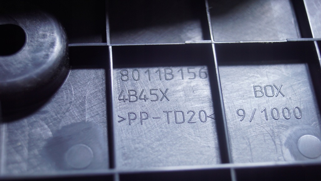 фото №7, Mitsubishi outlander iii подлокотник