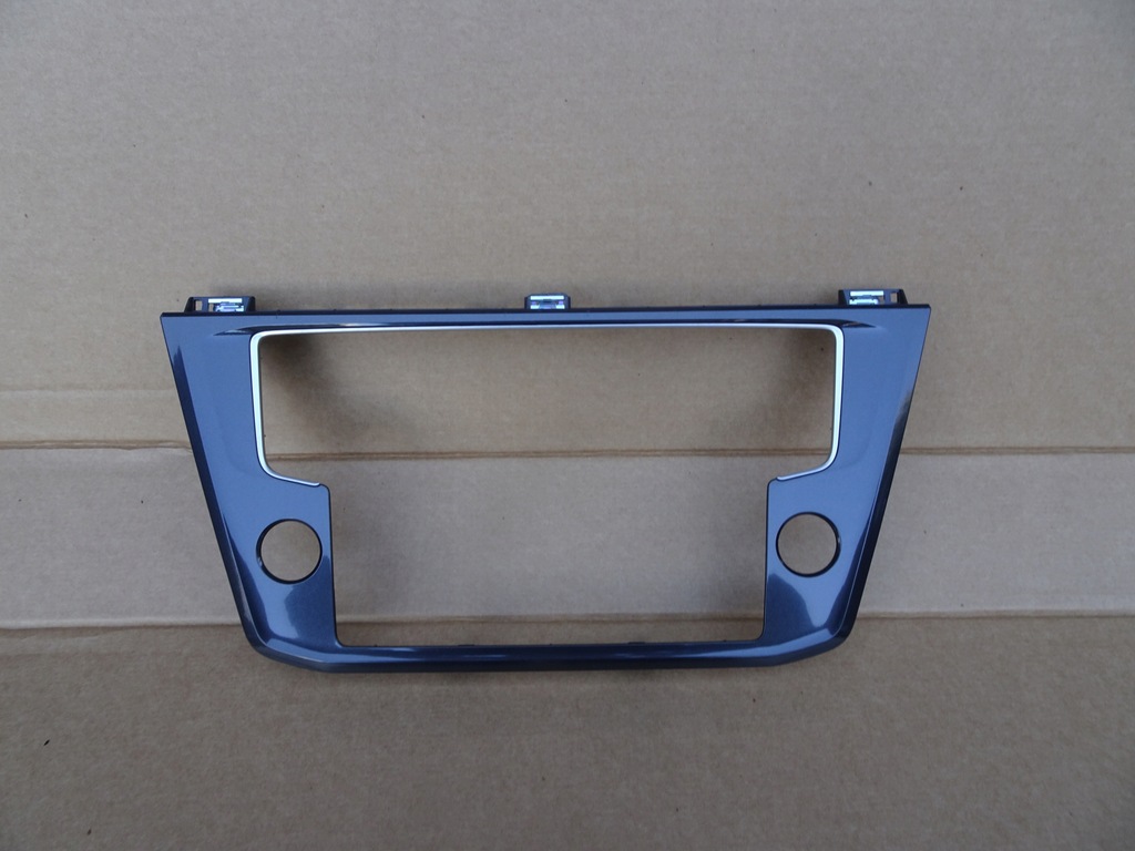 фото №1, Vw tiguan ii рамка радио dekor 5na858069a