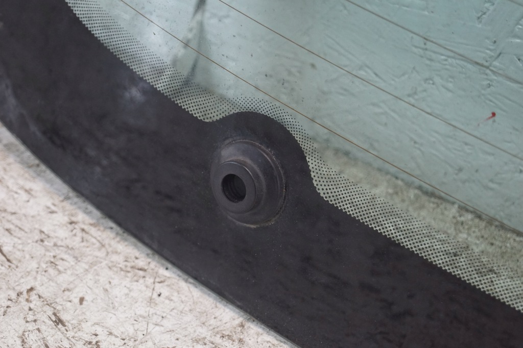 фото №7, Стекло багажника задняя porsche 911 997