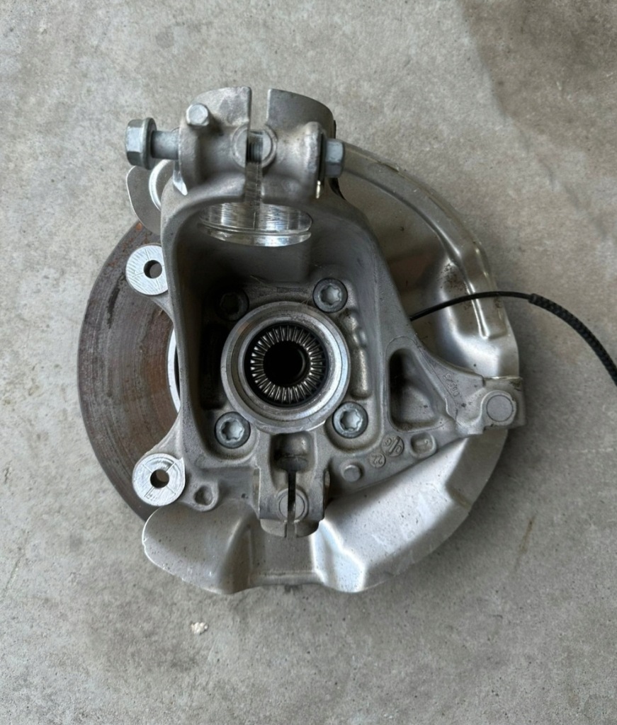 Bmw f40 f44 поворотный кулак перед левый правый 6876645-04 6876646-04 в Украине