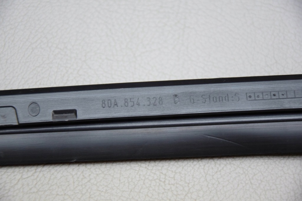 фото №10, Права молдинг вертикальна передньої скло audi q5 fy 80a854328b 2.0l бензиновий