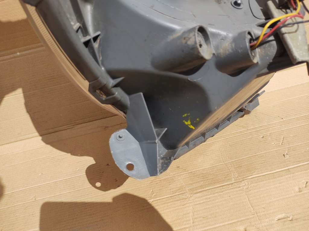 фото №10, Фара лампа передняя левая toyota yaris verso europa