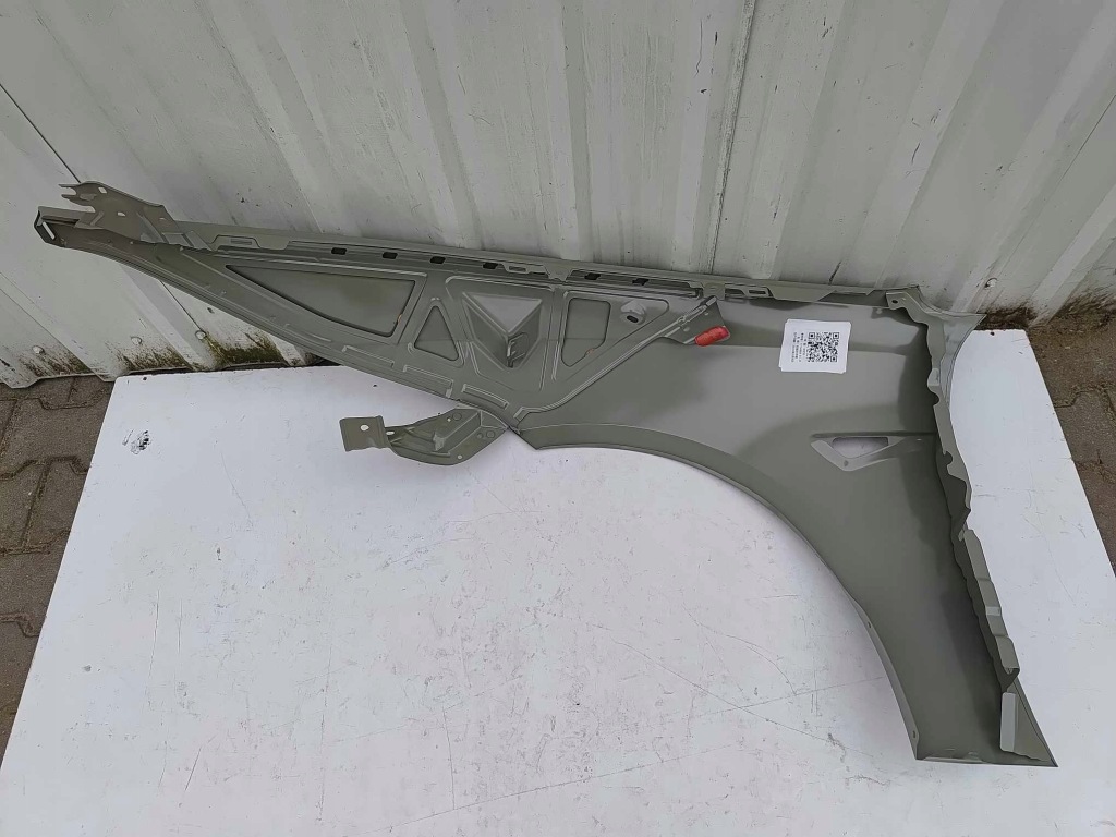 Tesla model 3 highland 23- крыло  правый  перед передний новый оригинальный номер 4949 Оригинал