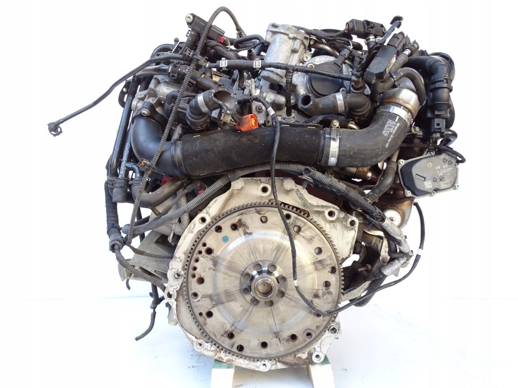Двигун стійку  двигун cnh 2.0 tdi 163km audi a4 b8 рестайлінг  a5 8t q5 a6 c7 4g Ціна