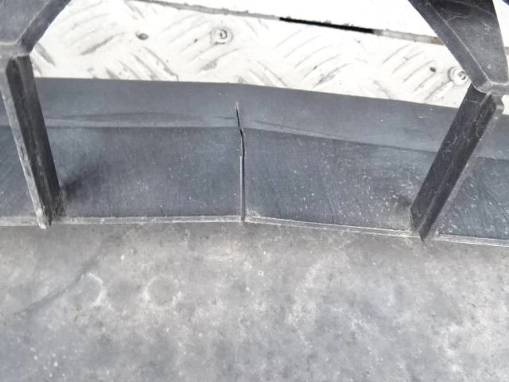 фото №7, Бампер перед kpl. opel combo d