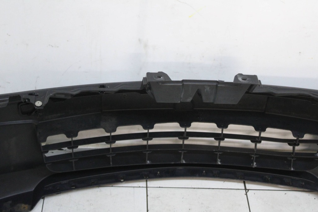 Nissan note 1 e11 2006r- бампер перед передний z11- код лакокрасочного покрытия Киев