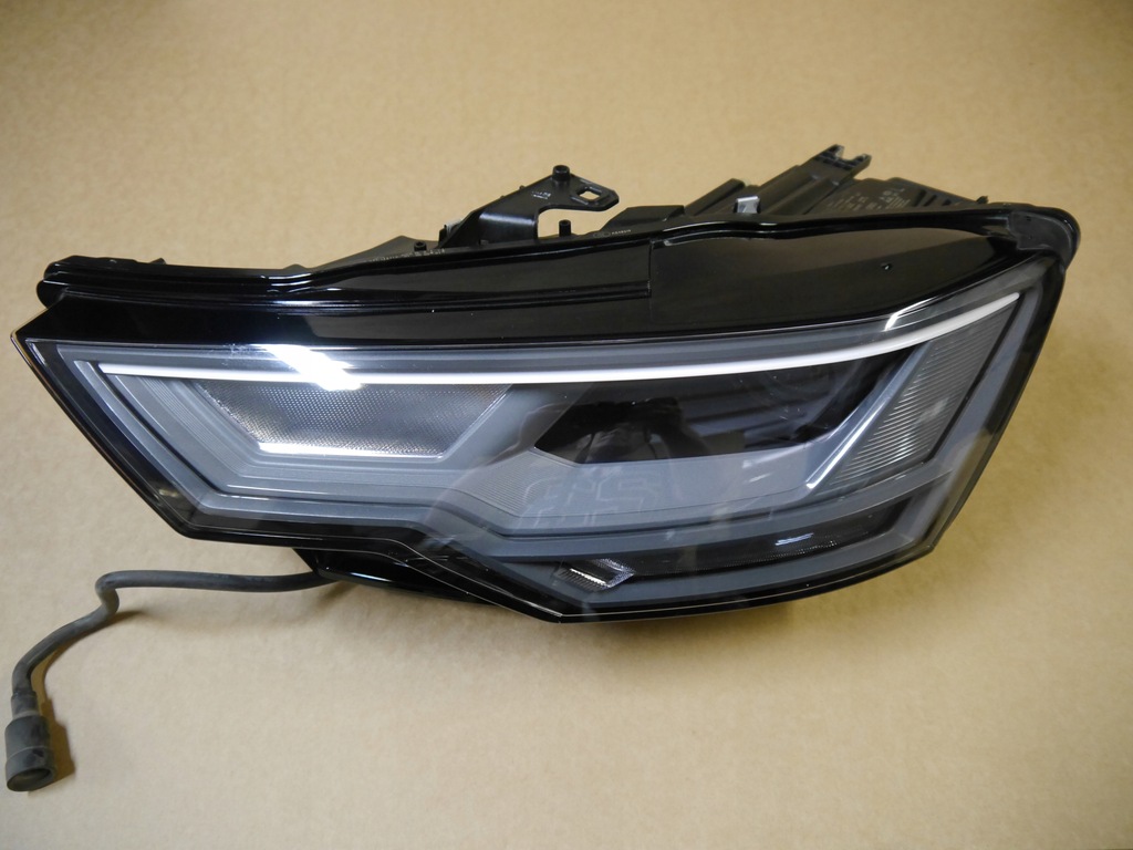 фото №1, Audi a6 c8 лампа full led левая 4k0941033c