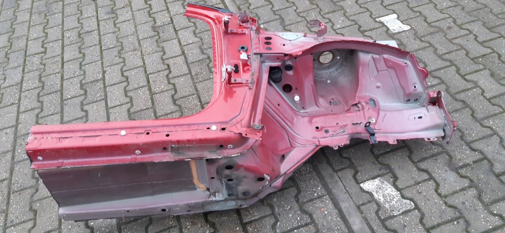 фото №6, Volvo xc40 чверть права перед