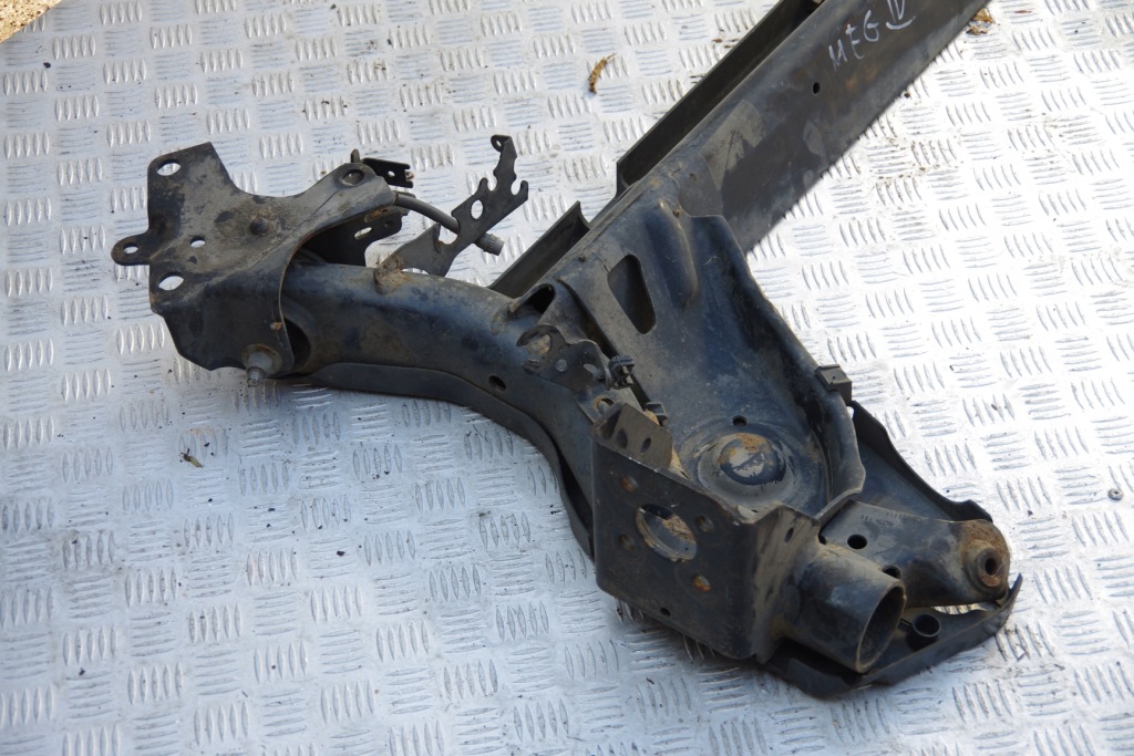 фото №4, Oś балка подвеска megane iv