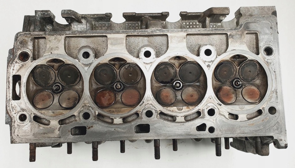 Головка крышка vw golf vi cav 1.4 tsi 03c103475bc в Украине