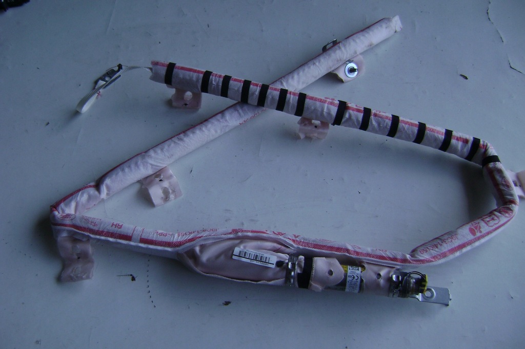 фото №1, Jaguar e-pace - шторка безпеки повітряна права