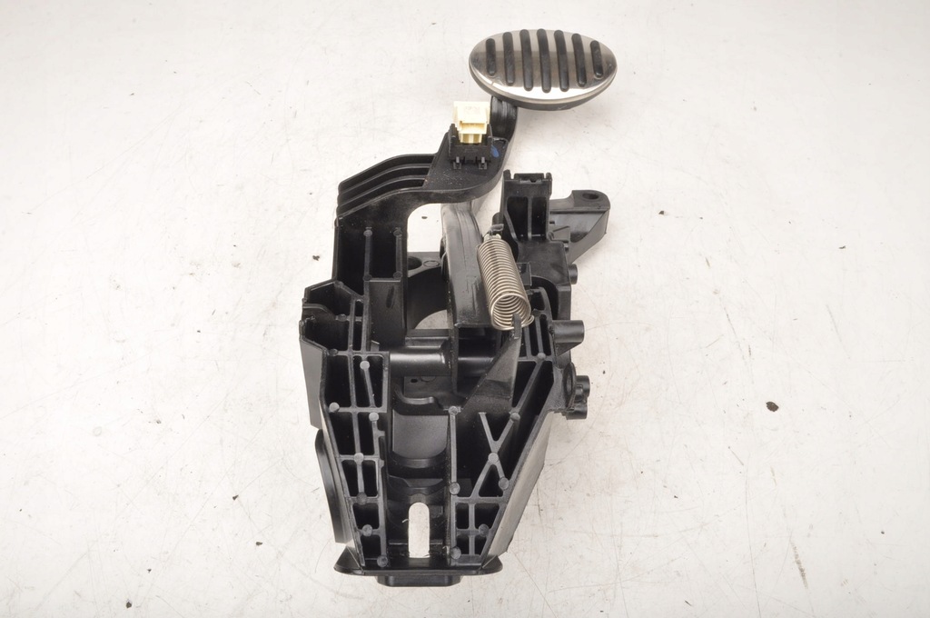 фото №5, Mini f56 педаль гальма 6860677 22r uk