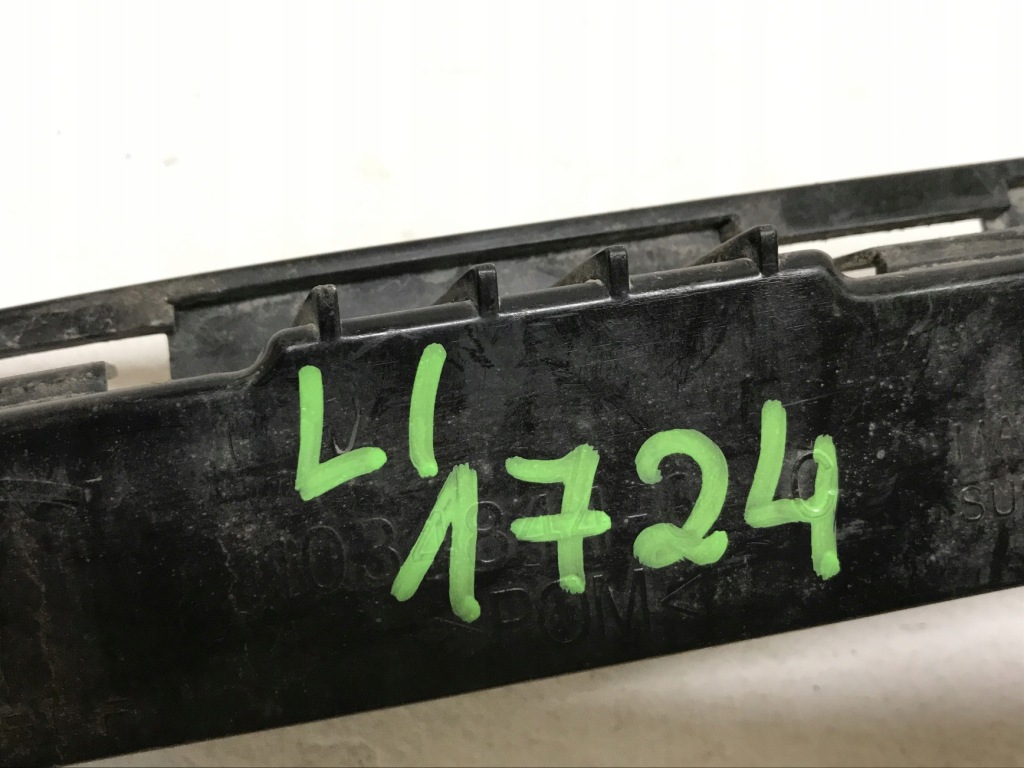 фото №8, Tesla model x напрямна кронштейн задня бампера задній