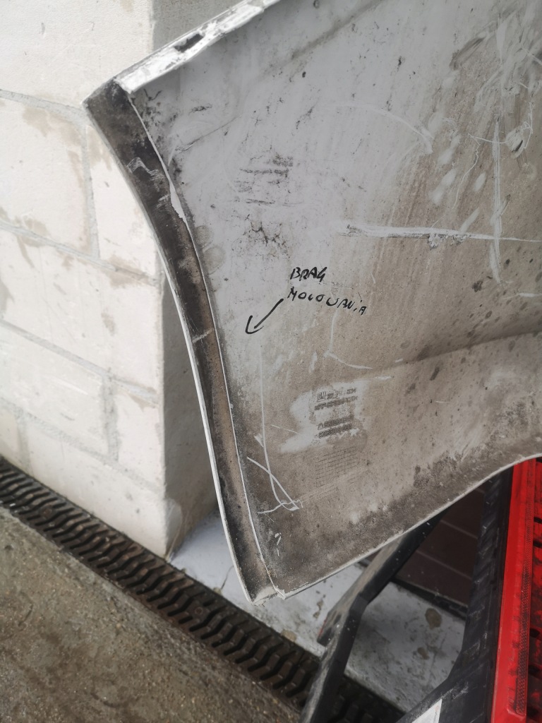 Бампер задняя задний opel insignia a рестайлинг  lata 13-17 5d 5 дверь hb белый Недорого