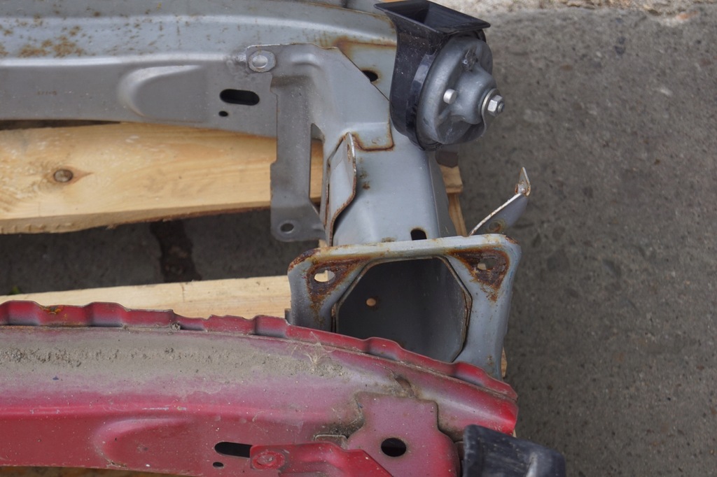 фото №12, Mazda 3 03-08 балка бампера перед