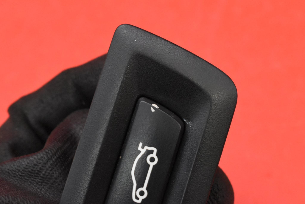 фото №10, Выключатель кнопка закрытия крышки 9275119 bmw 4 f36 13-17