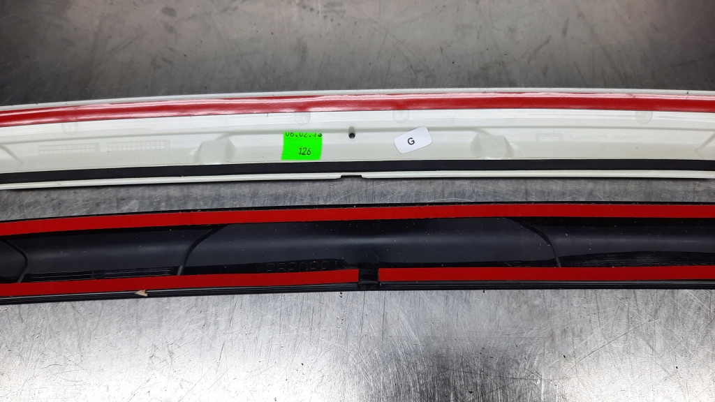 фото №10, Молдинг накладка бампера задняя 31330392 31330393 volvo xc40 18- nowa