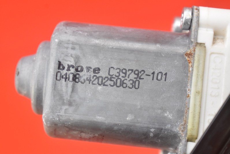 фото №7, Підйомник скло лівий задня gx73-27001-ac jaguar xe 14-19