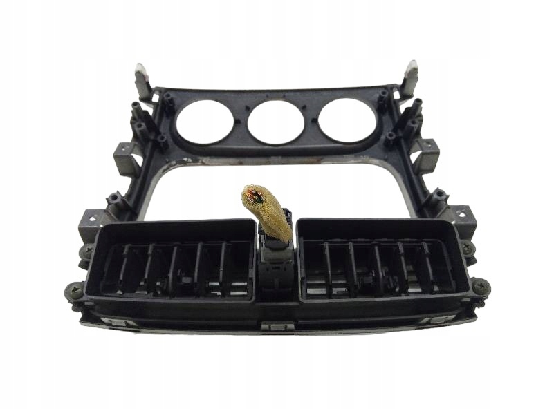 фото №5, Решётки обдув рамка радио средняя suzuki liana i 2001-2007