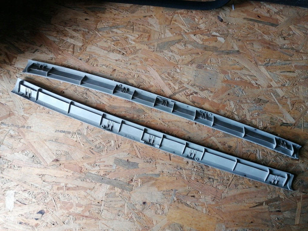 фото №2, Smart fortwo i 450 молдинг потолочный правая левая