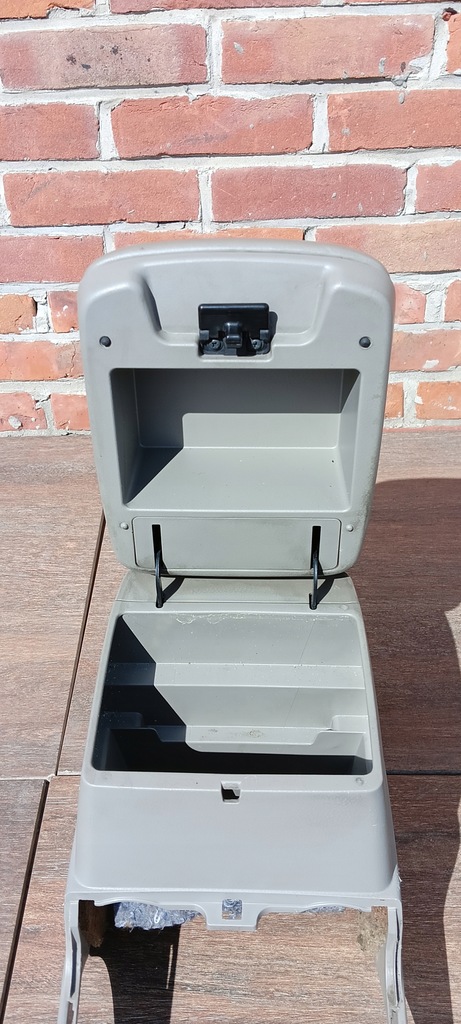 фото №12, Suzuki grand vitara ii 5-14 підлокітник