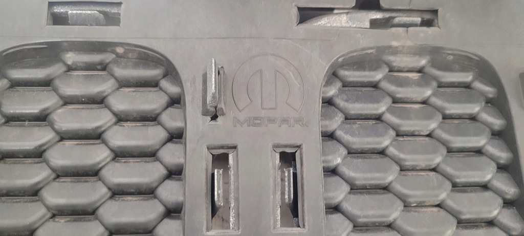 фото №8, Jeep renegade решётка радиатора решётка радиатора перед 2014-2018r