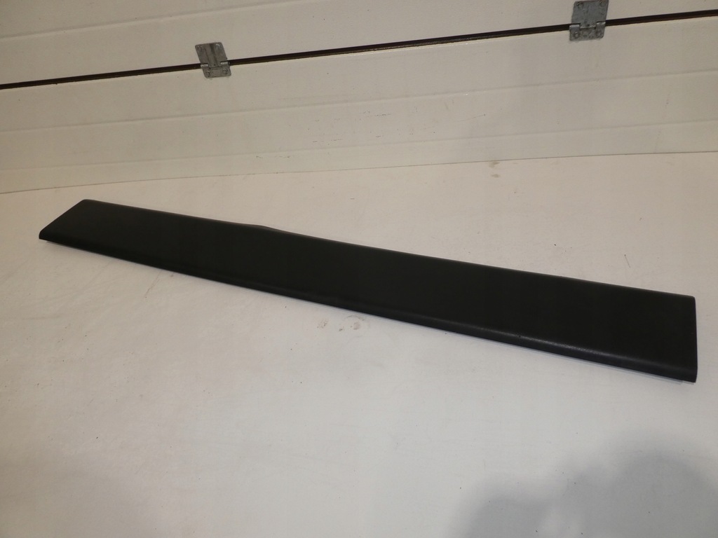 фото №1, Молдинг боковая renault master 828210160r