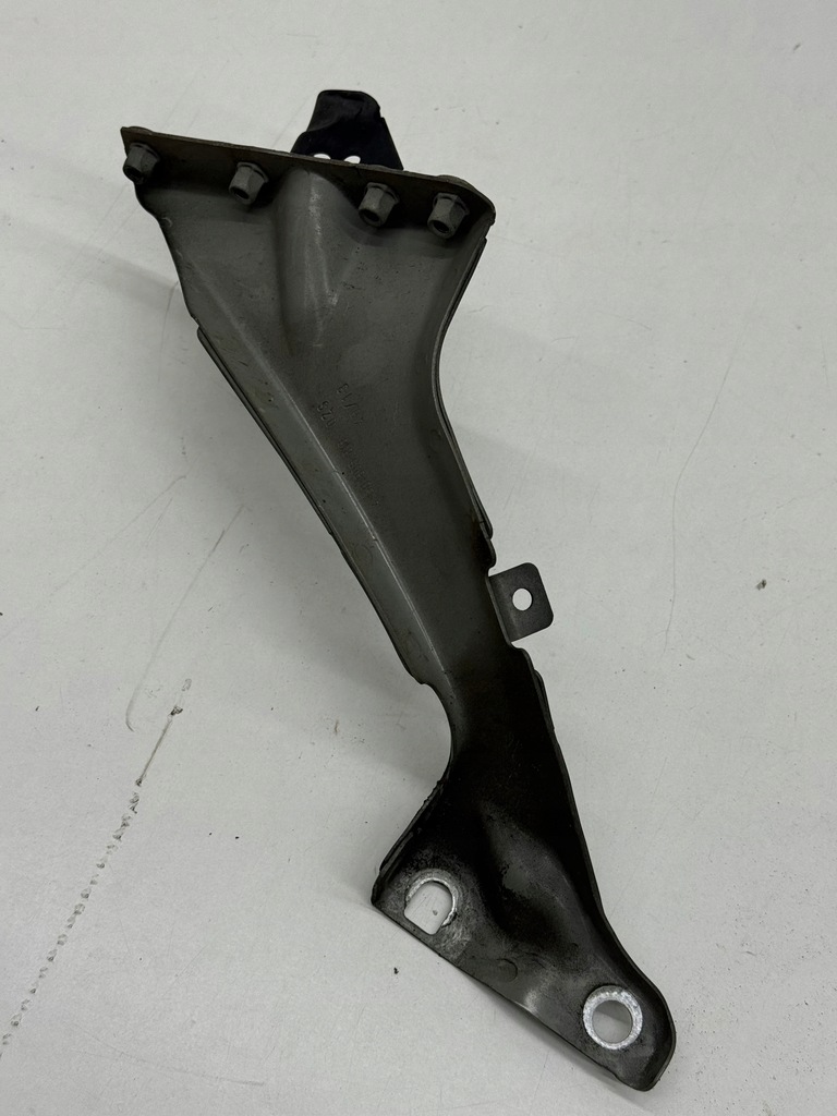 фото №6, Audi a6 s6 c7 кронштейн кронштейн крыла правый перед цвет ly9b