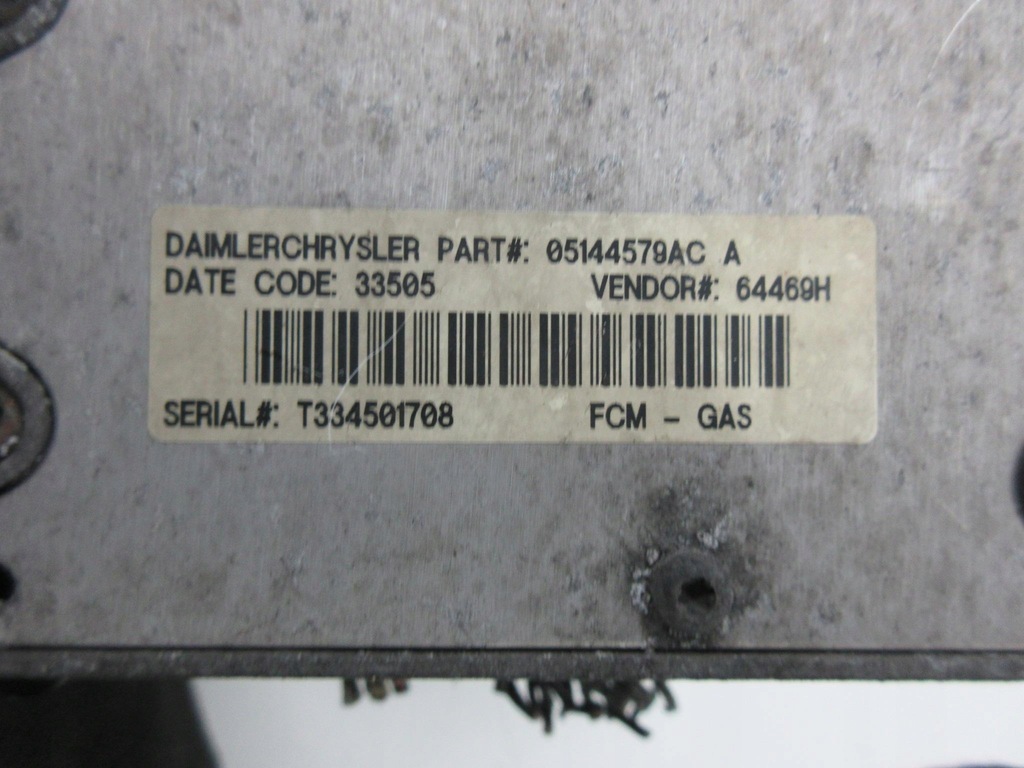 фото №8, Chrysler grand voyager iv 2.8 crd модуль bsi коробка предохранителей